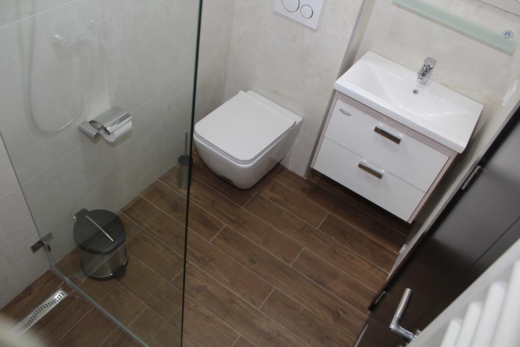 Wake Up Apartments&Rooms Belgrado Buitenkant foto
