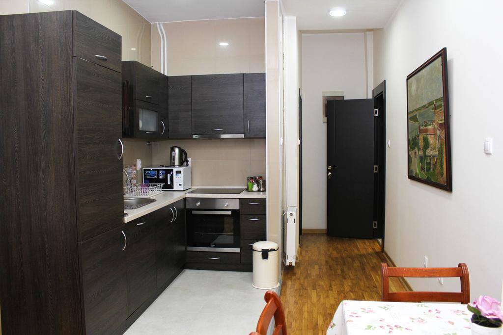 Wake Up Apartments&Rooms Belgrado Buitenkant foto