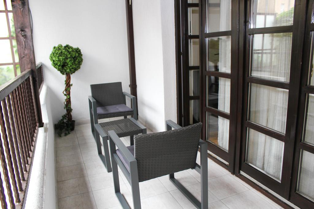 Wake Up Apartments&Rooms Belgrado Buitenkant foto