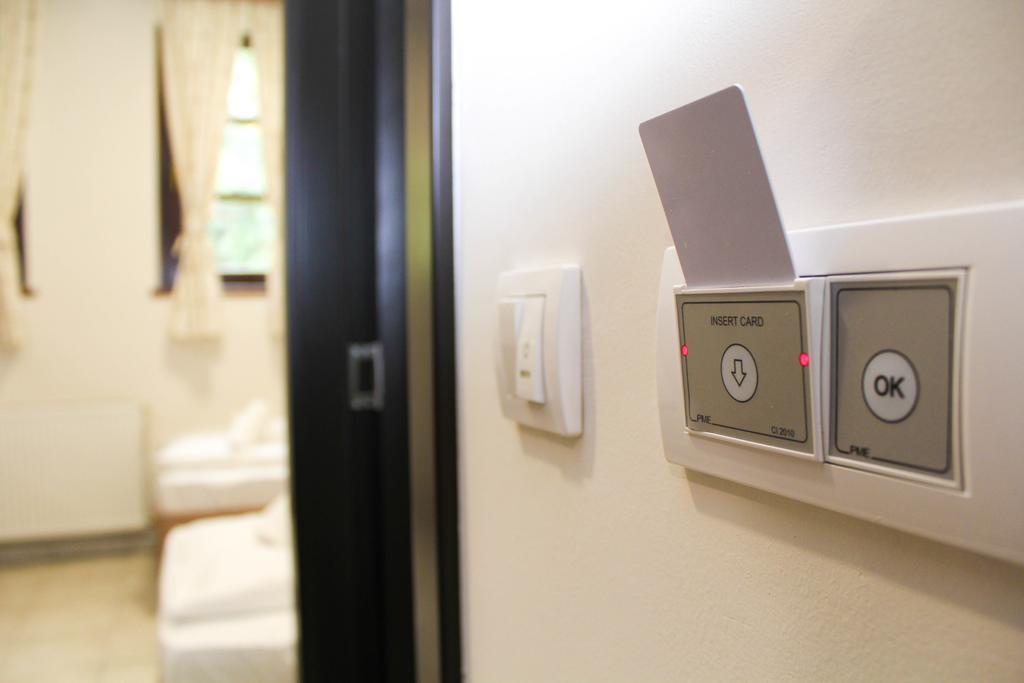 Wake Up Apartments&Rooms Belgrado Buitenkant foto