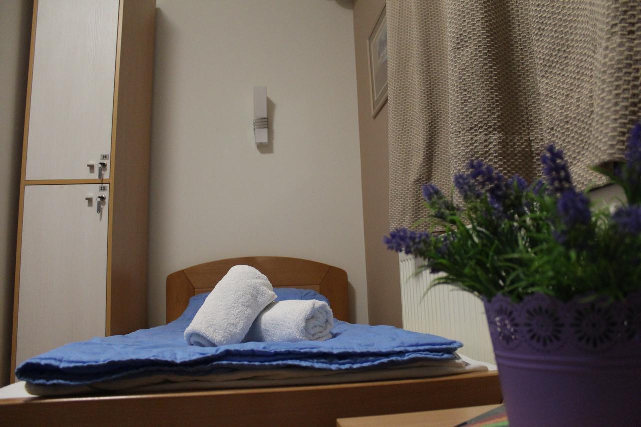 Wake Up Apartments&Rooms Belgrado Buitenkant foto